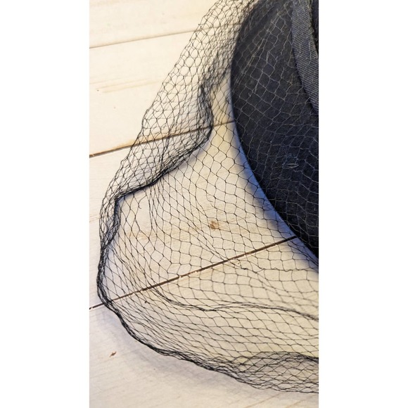 Norman Durand Vintage Hat with Net - Picture 7 of 10